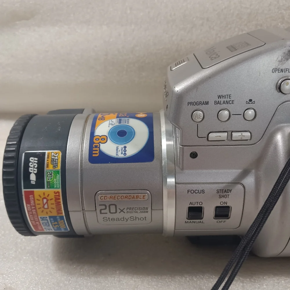 Sony Mavica MVC-CD1000 Digital Still Camera CDR Untested